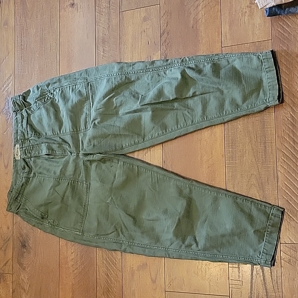 Madewell sz 30 green 3/4 pants